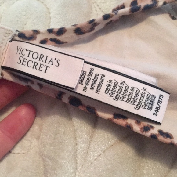 VICTORIA’S SECRET Leopard print bra w/ convertible straps 34B Good condition - Picture 4 of 8
